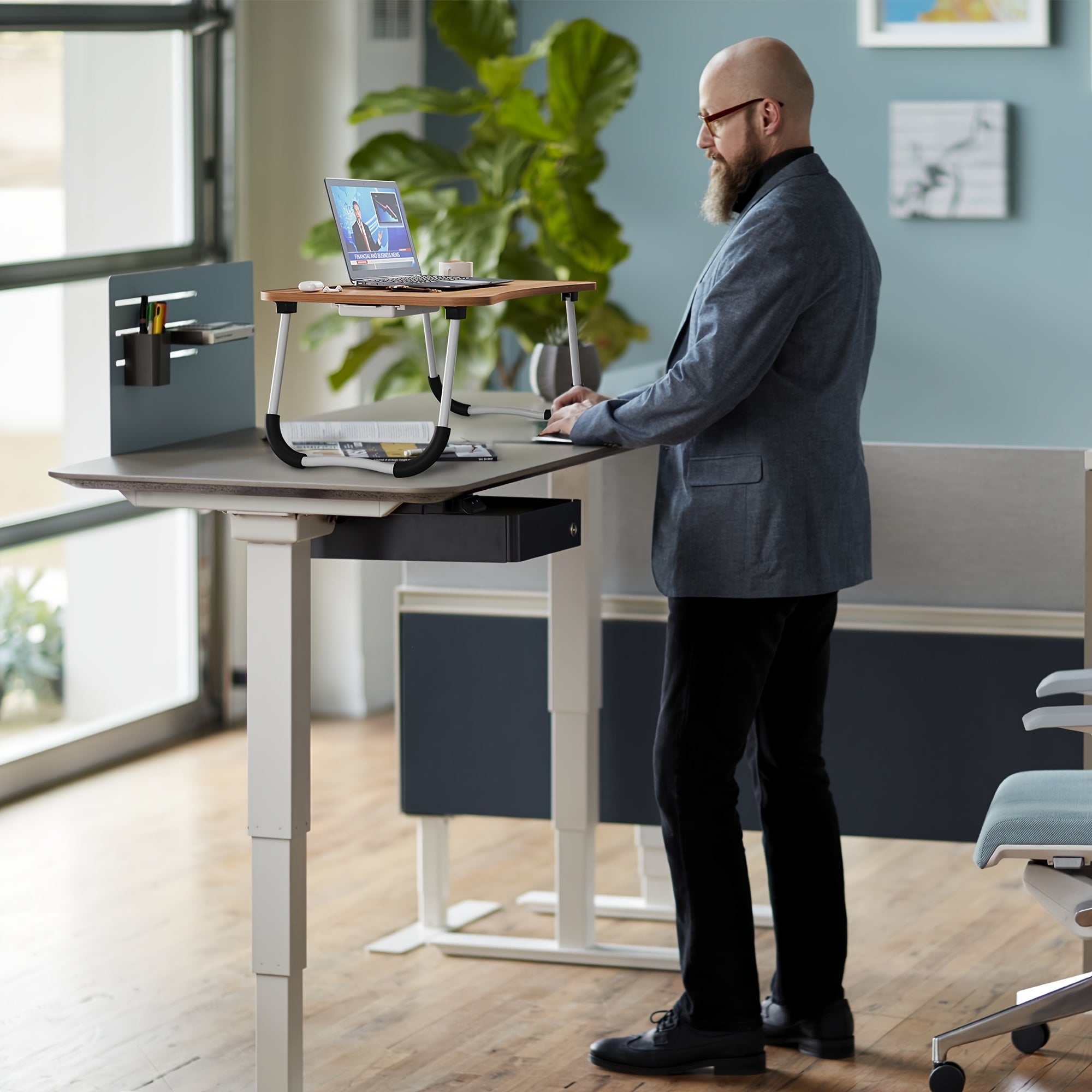 Laptop Bed Desk Table Tray Stand with Cup Holder\u002FDrawer for Bed\u002FSofa\u002FCouch\u002FStudy\u002FReading\u002FWriting On Low Sitting Floor Large Portable Foldable Lap Desk Bed Trays for Eating and Laptops